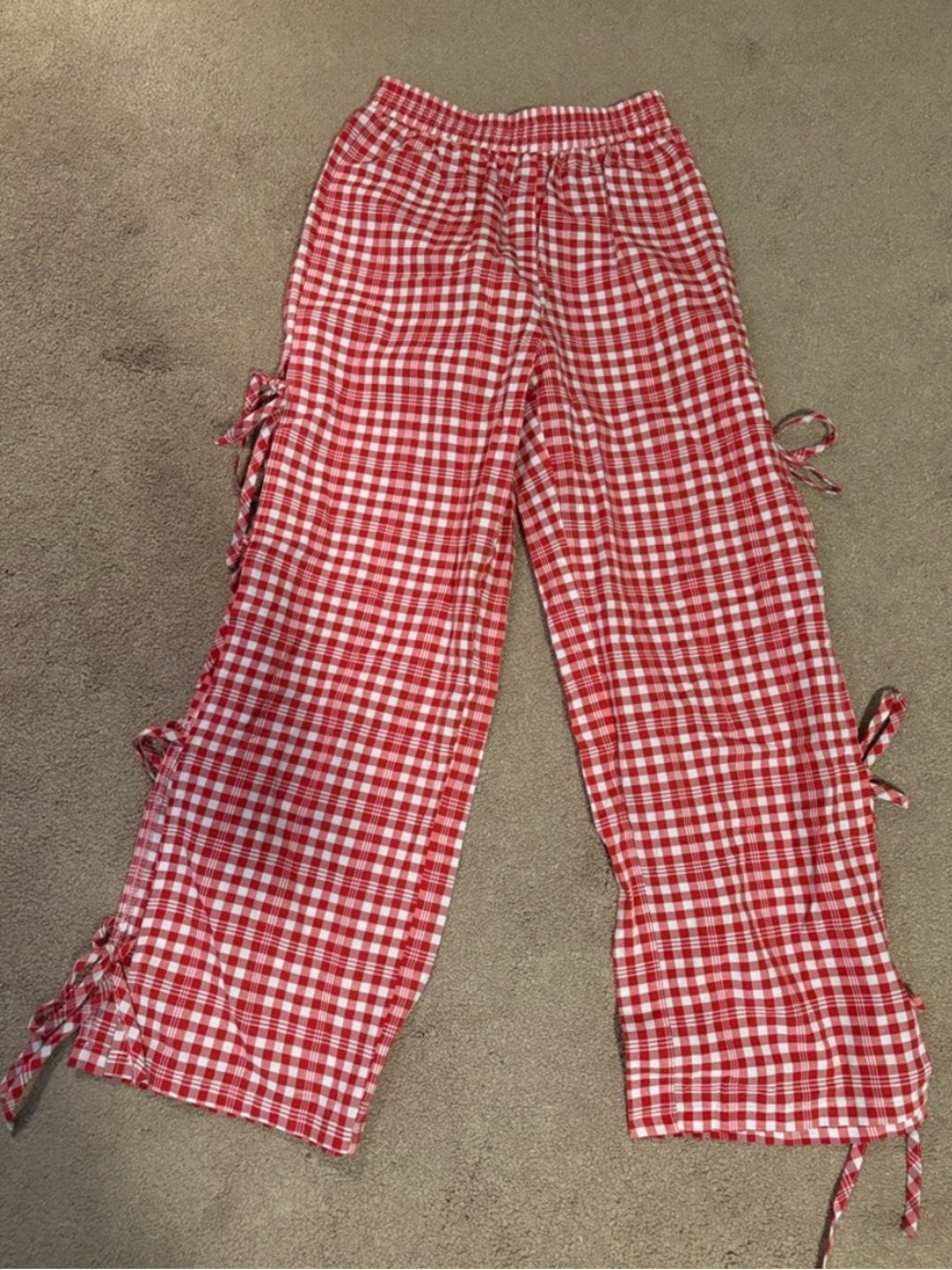 SHEIN Red & White Gingham Tie-Accent Pants size xs